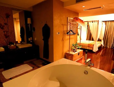 佛山养生会所的黄昏恋：当爱情遇上八十岁